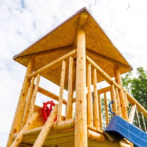 Rundholzspielplatz 06